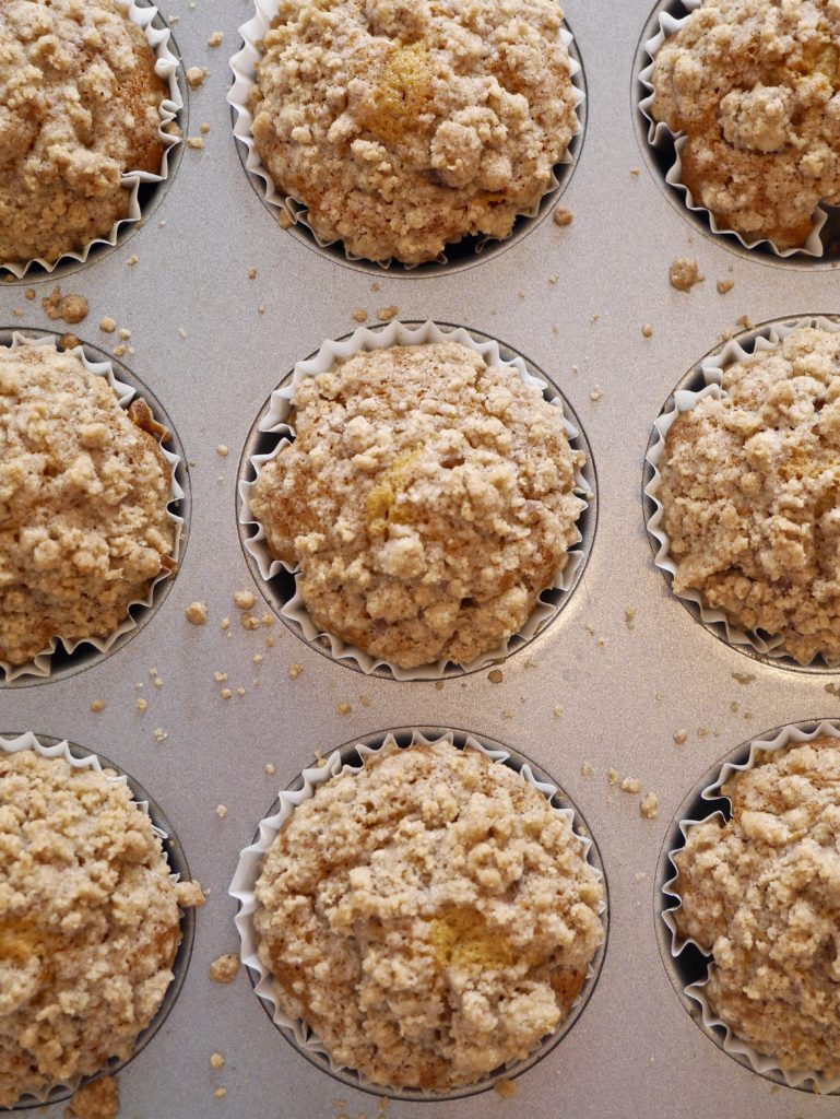 Pumpkin Spice Streusel Muffins