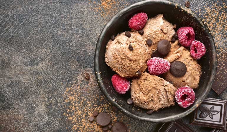 Black Raspberry Chocolate Chip Ice Cream 3 Black Raspberry Chocolate Chip Ice Cream 2